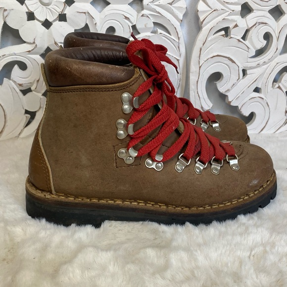 Vintage Vibram Montagna Brown Suede 